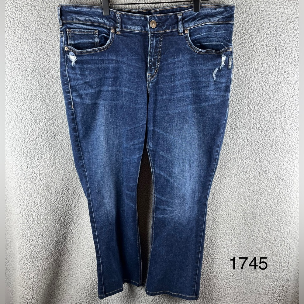 Silver Women’s Size 38‎ Elyse Slim Boot Dark Wash Blue Jeans **Altered**